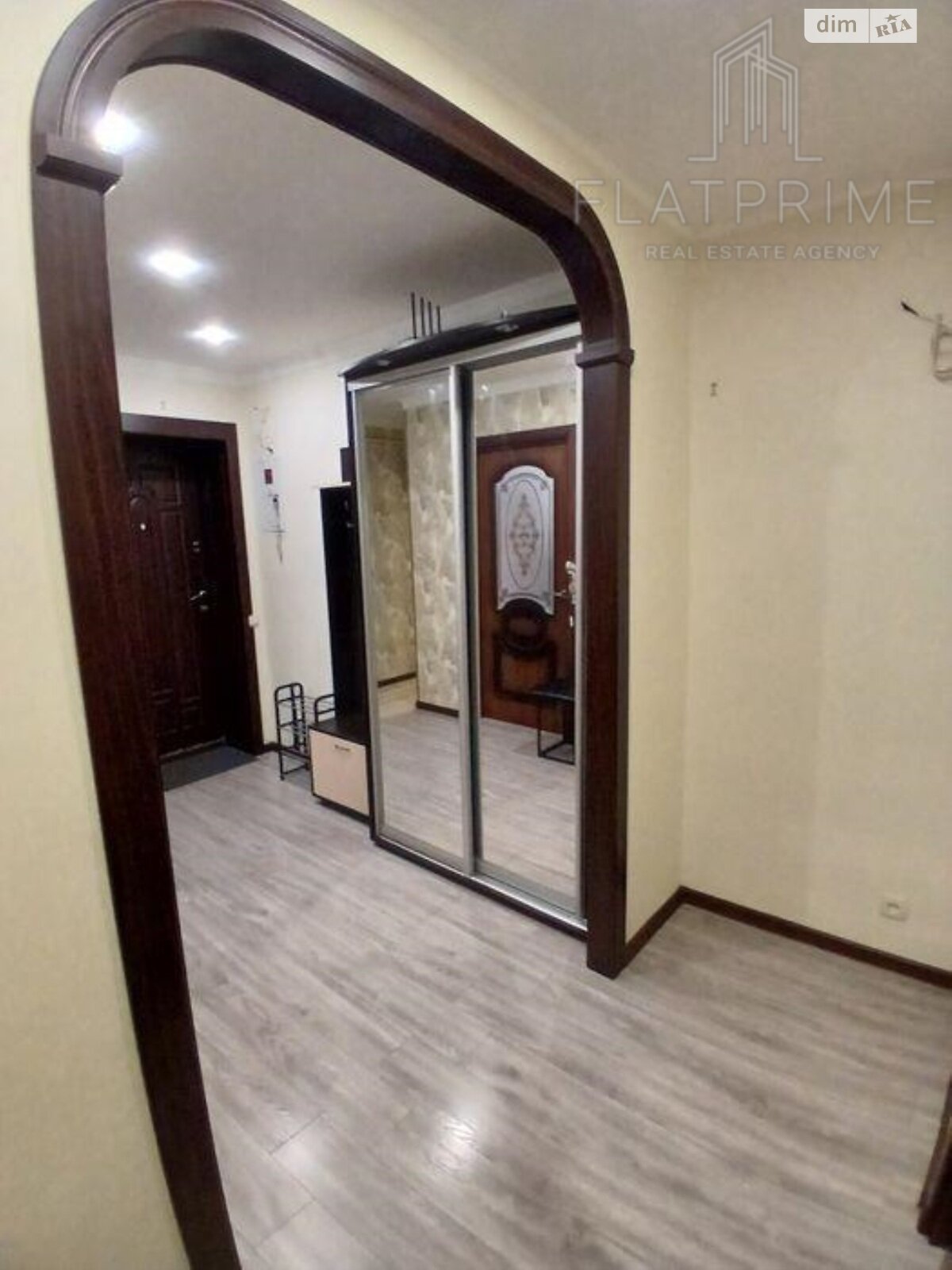 Продажа двухкомнатной квартиры в Киеве, на ул. Дашавская 24, район Караваевы Дачи фото 1