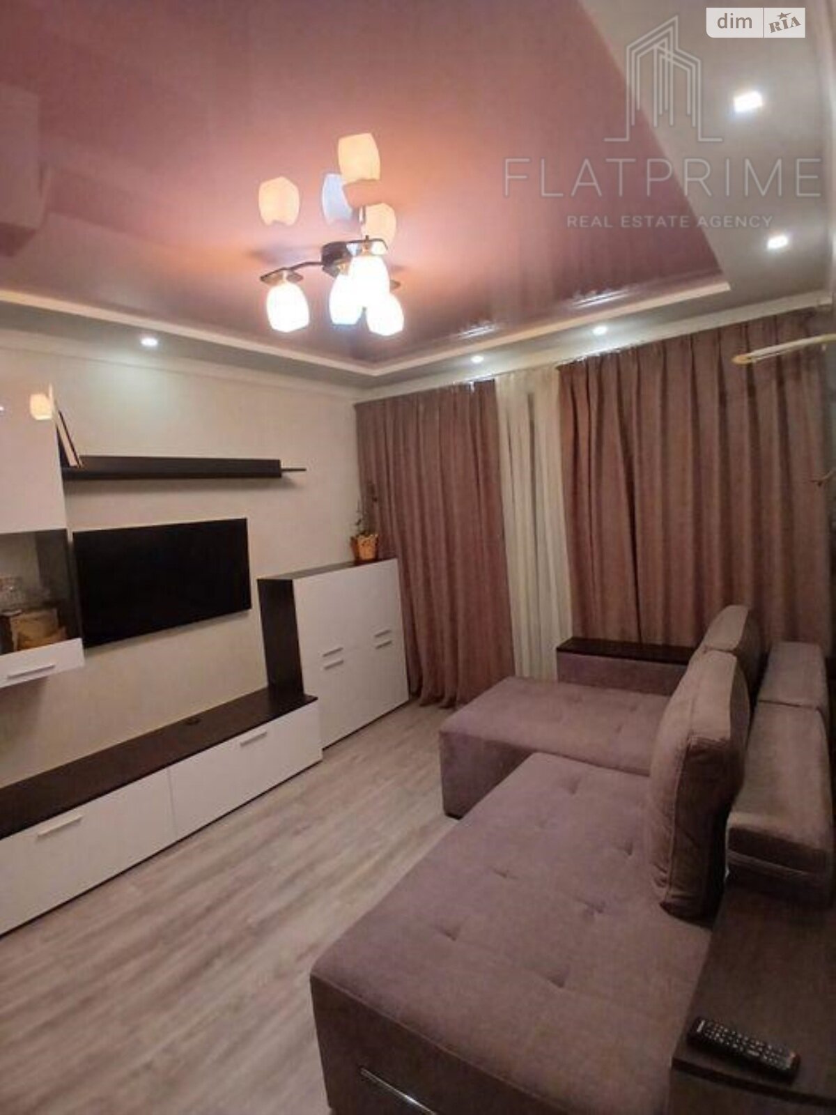 Продажа двухкомнатной квартиры в Киеве, на ул. Дашавская 24, район Караваевы Дачи фото 1