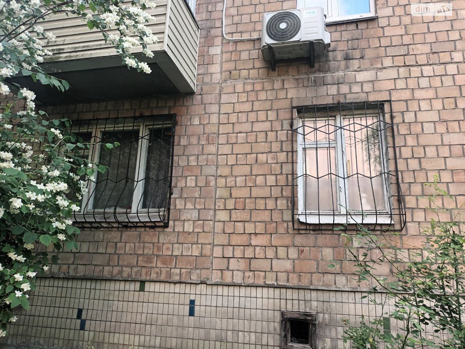 Продажа двухкомнатной квартиры в Киеве, на ул. Ереванская 14Б, район Караваевы Дачи фото 1 Продажа двухкомнатной квартиры в Киеве, на ул. Ереванская 14Б, район Караваевы Дачи фото 1