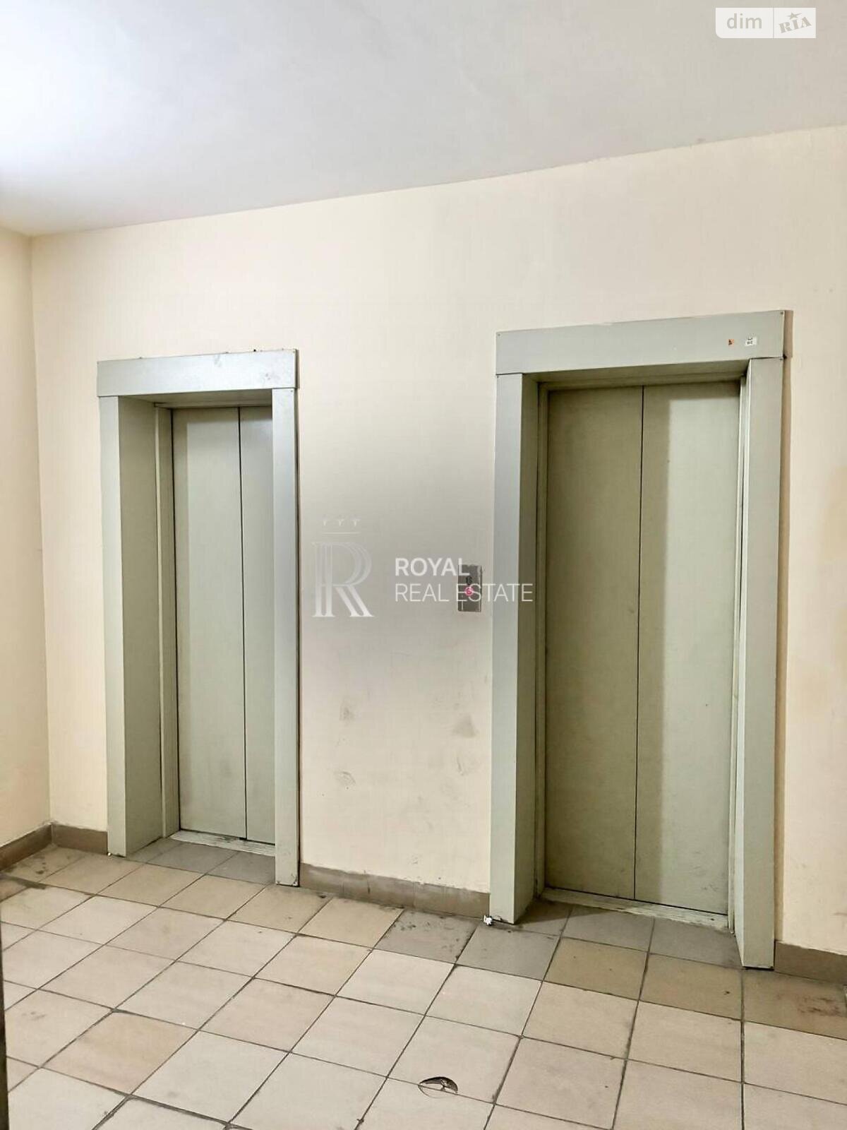 Продаж двокімнатної квартири в Києві, на вул. Ніжинська 5, кв. 27, район Караваєві Дачі фото 1 Продаж двокімнатної квартири в Києві, на вул. Ніжинська 5, кв. 27, район Караваєві Дачі фото 1