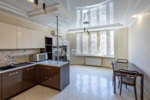 Продажа двухкомнатной квартиры в Киеве, на ул. Нежинская 5, район Караваевы Дачи фото 2