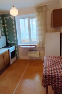 Продаж однокімнатної квартири в Києві, на вул. Ніжинська 7, район Караваєві Дачі фото 2