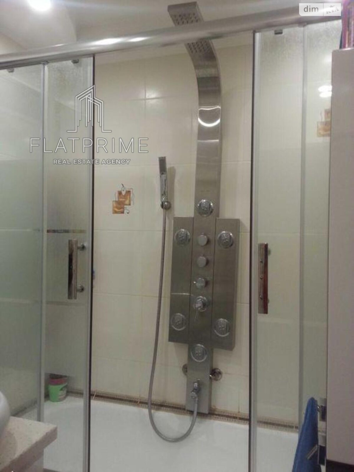 Продажа двухкомнатной квартиры в Киеве, на ул. Нежинская 10, район Караваевы Дачи фото 1 Продажа двухкомнатной квартиры в Киеве, на ул. Нежинская 10, район Караваевы Дачи фото 1