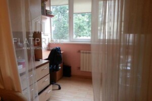 Продажа двухкомнатной квартиры в Киеве, на ул. Нежинская 10, район Караваевы Дачи фото 2