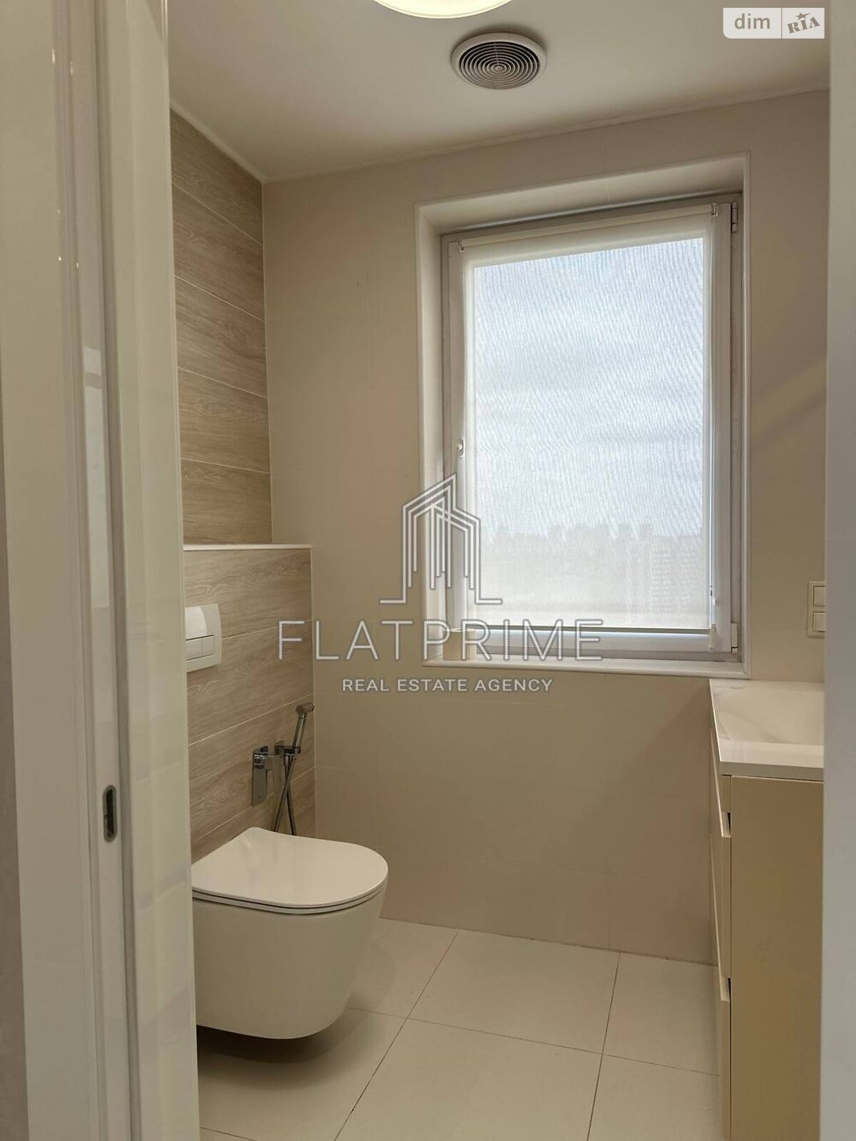 Продажа трехкомнатной квартиры в Киеве, на ул. Нижнеключевая 14, район Соломенский фото 1 Продажа трехкомнатной квартиры в Киеве, на ул. Нижнеключевая 14, район Соломенский фото 1