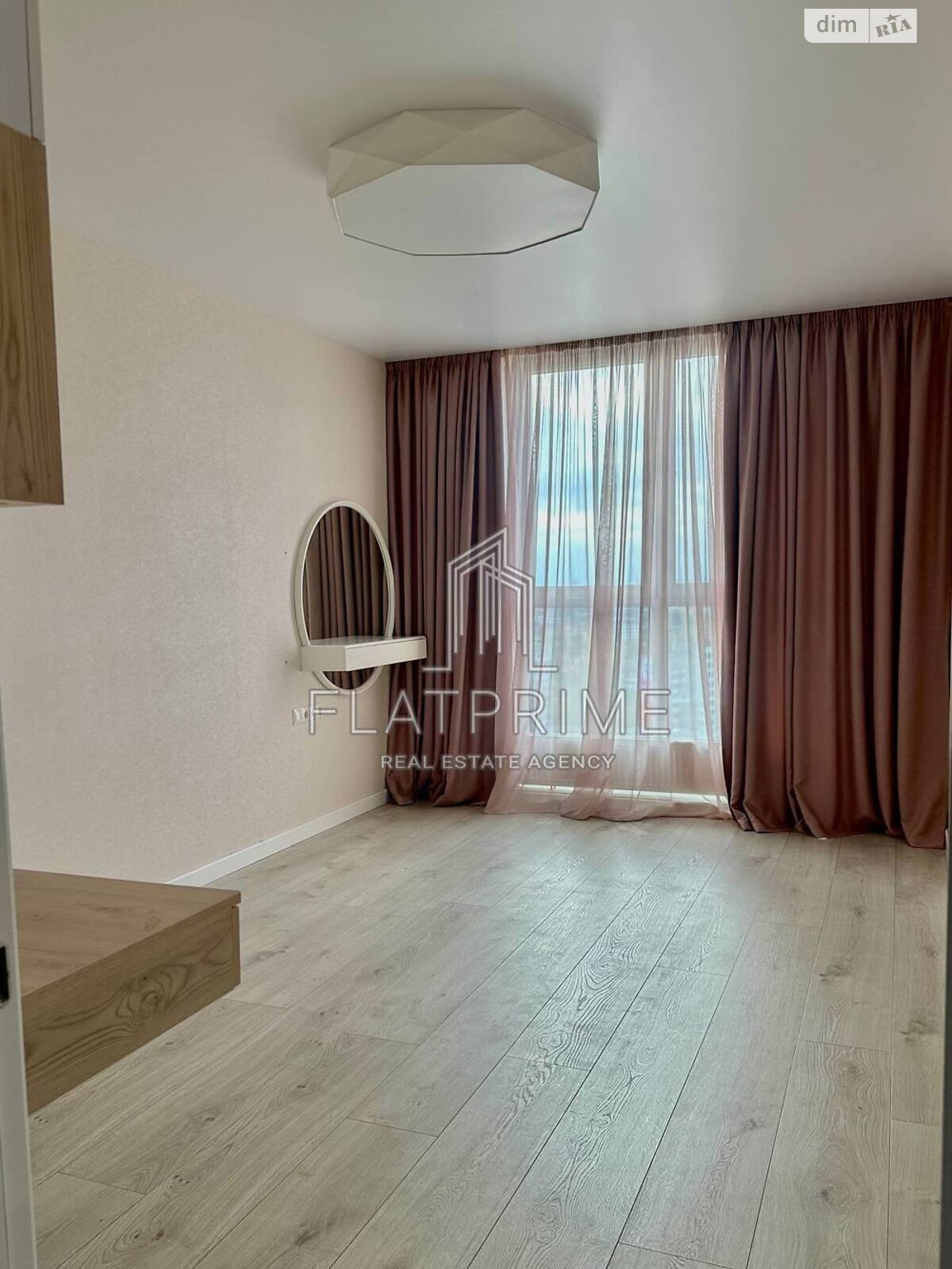 Продажа трехкомнатной квартиры в Киеве, на ул. Нижнеключевая 14, район Соломенский фото 1 Продажа трехкомнатной квартиры в Киеве, на ул. Нижнеключевая 14, район Соломенский фото 1