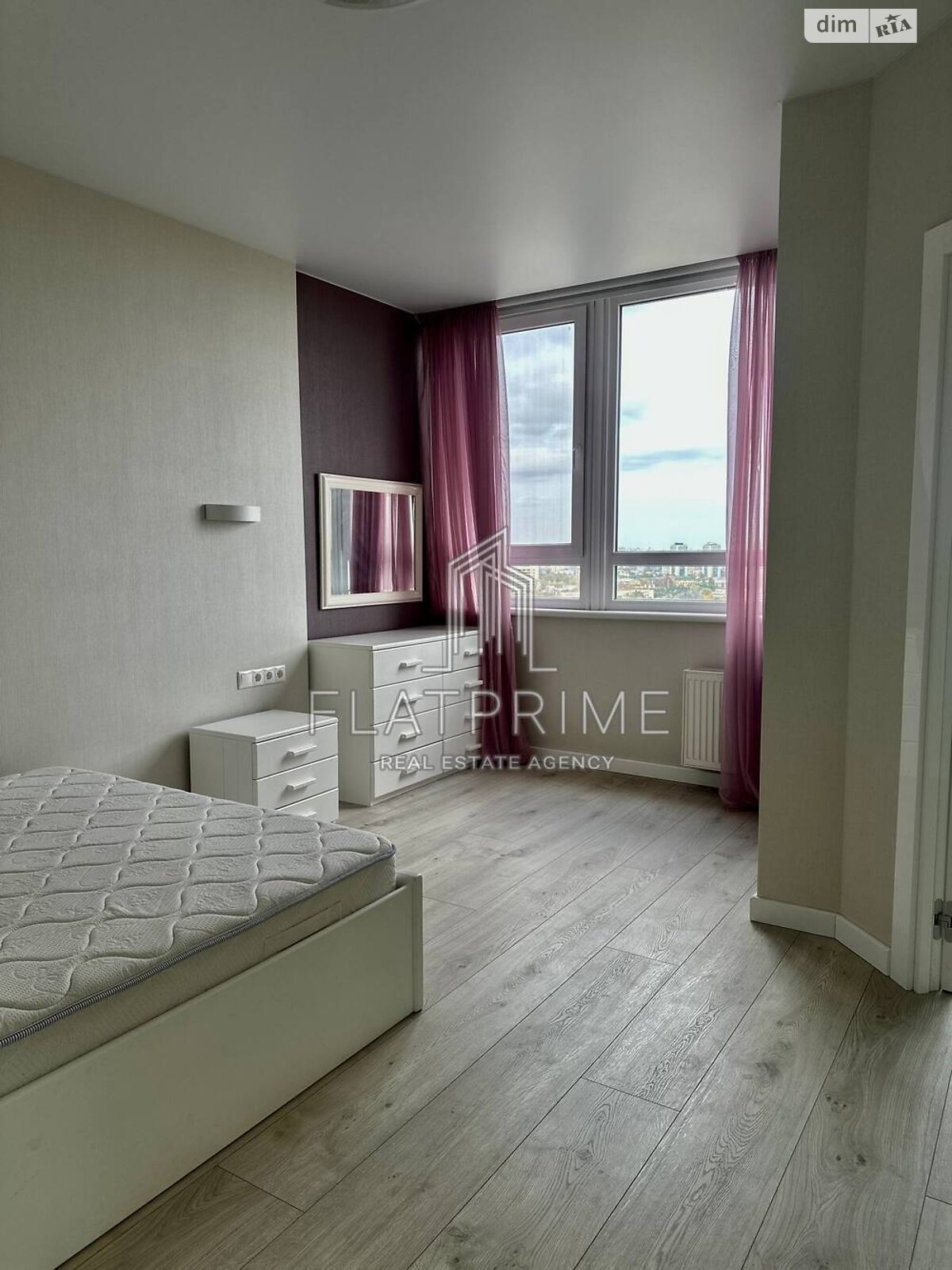 Продажа трехкомнатной квартиры в Киеве, на ул. Нижнеключевая 14, район Соломенский фото 1 Продажа трехкомнатной квартиры в Киеве, на ул. Нижнеключевая 14, район Соломенский фото 1