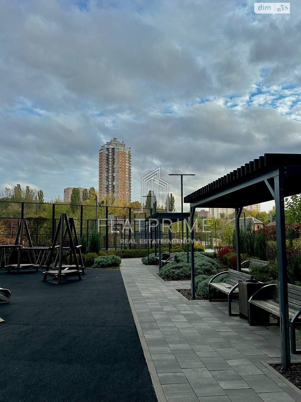 Продажа трехкомнатной квартиры в Киеве, на ул. Нижнеключевая 14, район Соломенский фото 1 Продажа трехкомнатной квартиры в Киеве, на ул. Нижнеключевая 14, район Соломенский фото 1