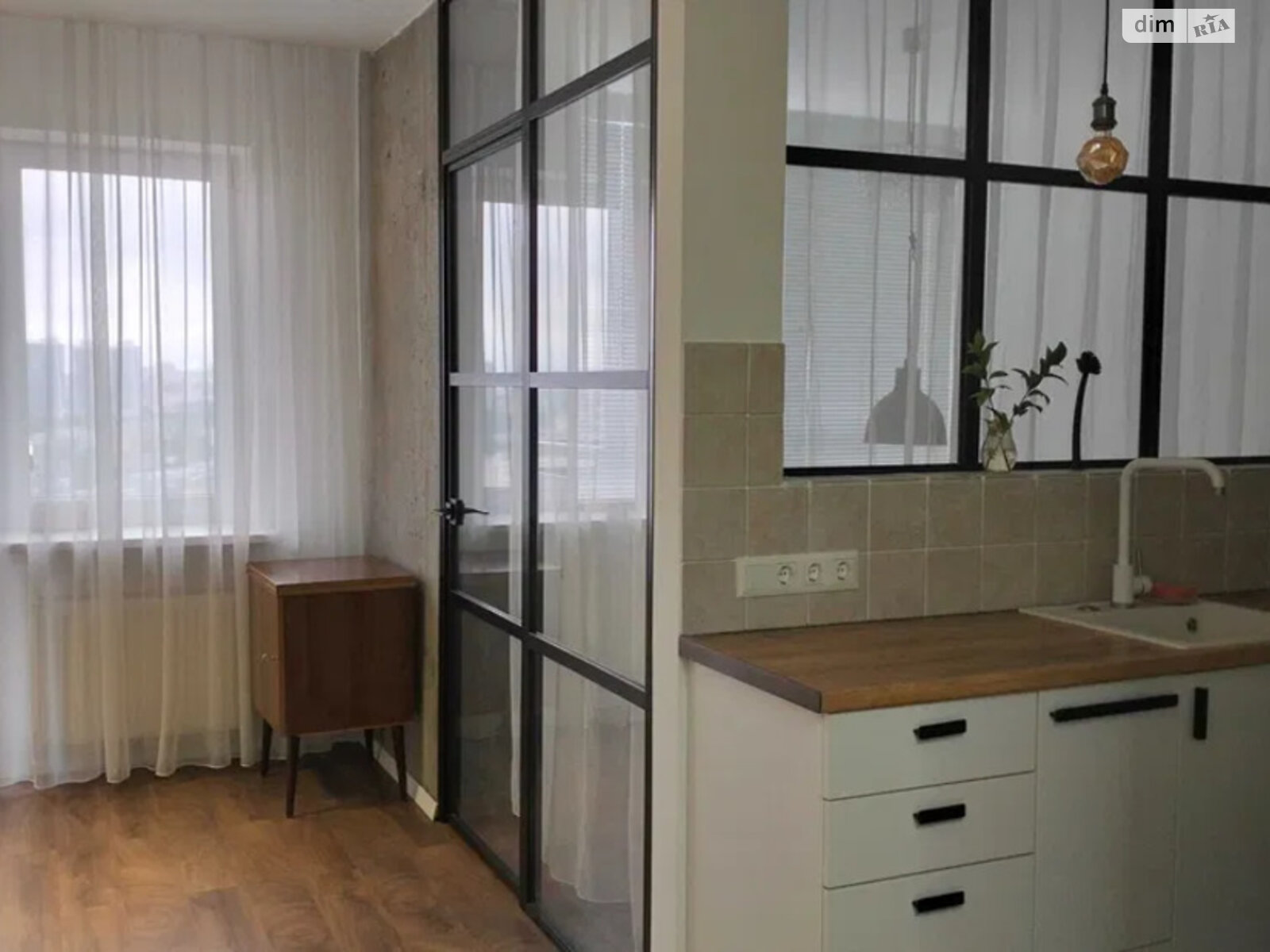 Продажа однокомнатной квартиры в Киеве, на ул. Нижнеключевая 14, район Караваевы Дачи фото 1 Продажа однокомнатной квартиры в Киеве, на ул. Нижнеключевая 14, район Караваевы Дачи фото 1