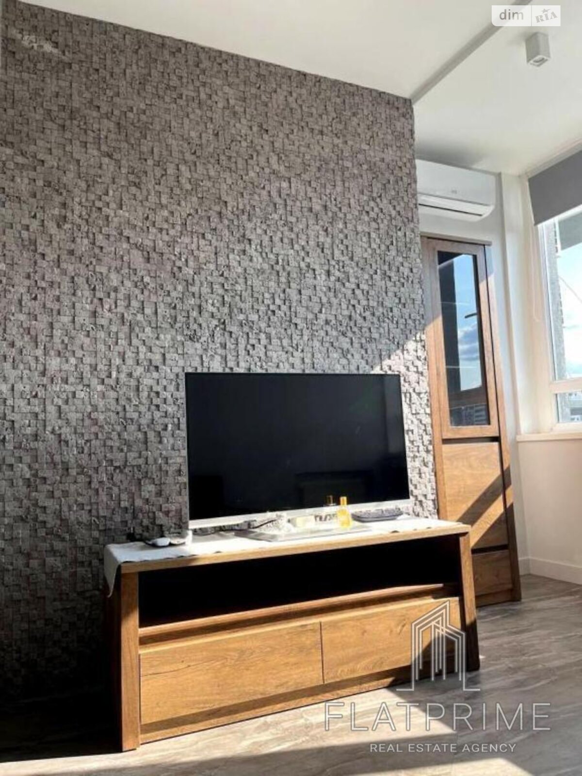 Продажа однокомнатной квартиры в Киеве, на ул. Нижнеключевая 14, район Караваевы Дачи фото 1