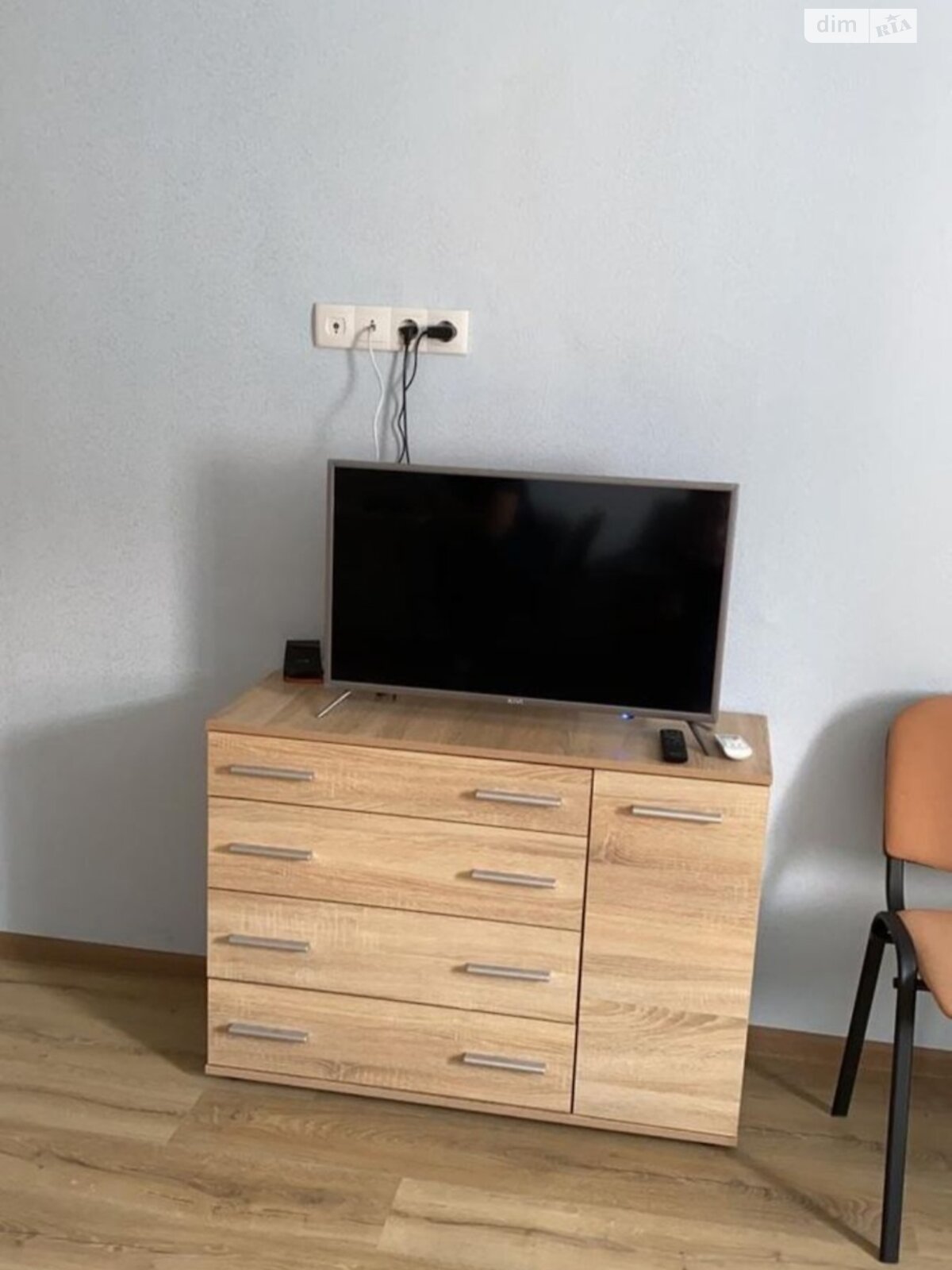 Продаж трикімнатної квартири в Києві, на вул. Миколи Голего 5, район Караваєві Дачі фото 1 Продаж трикімнатної квартири в Києві, на вул. Миколи Голего 5, район Караваєві Дачі фото 1