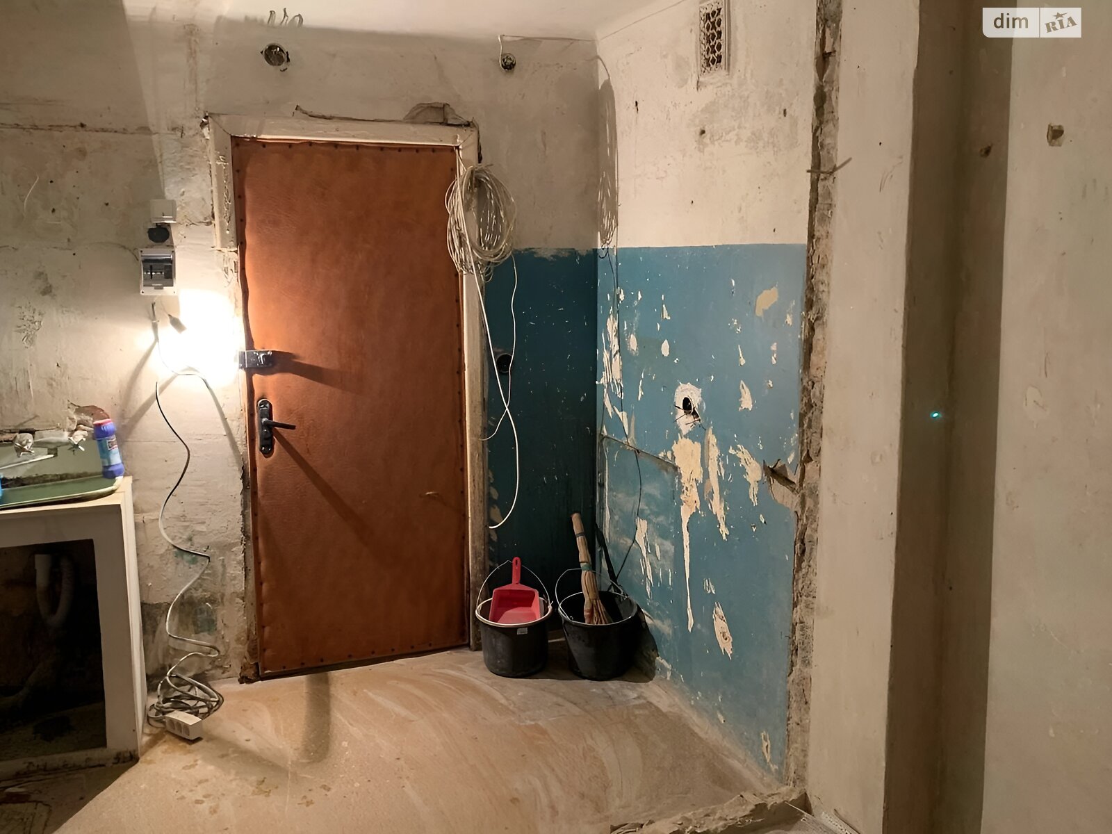 Продаж однокімнатної квартири в Києві, на вул. Новопольова 99А, район Караваєві Дачі фото 1 Продаж однокімнатної квартири в Києві, на вул. Новопольова 99А, район Караваєві Дачі фото 1