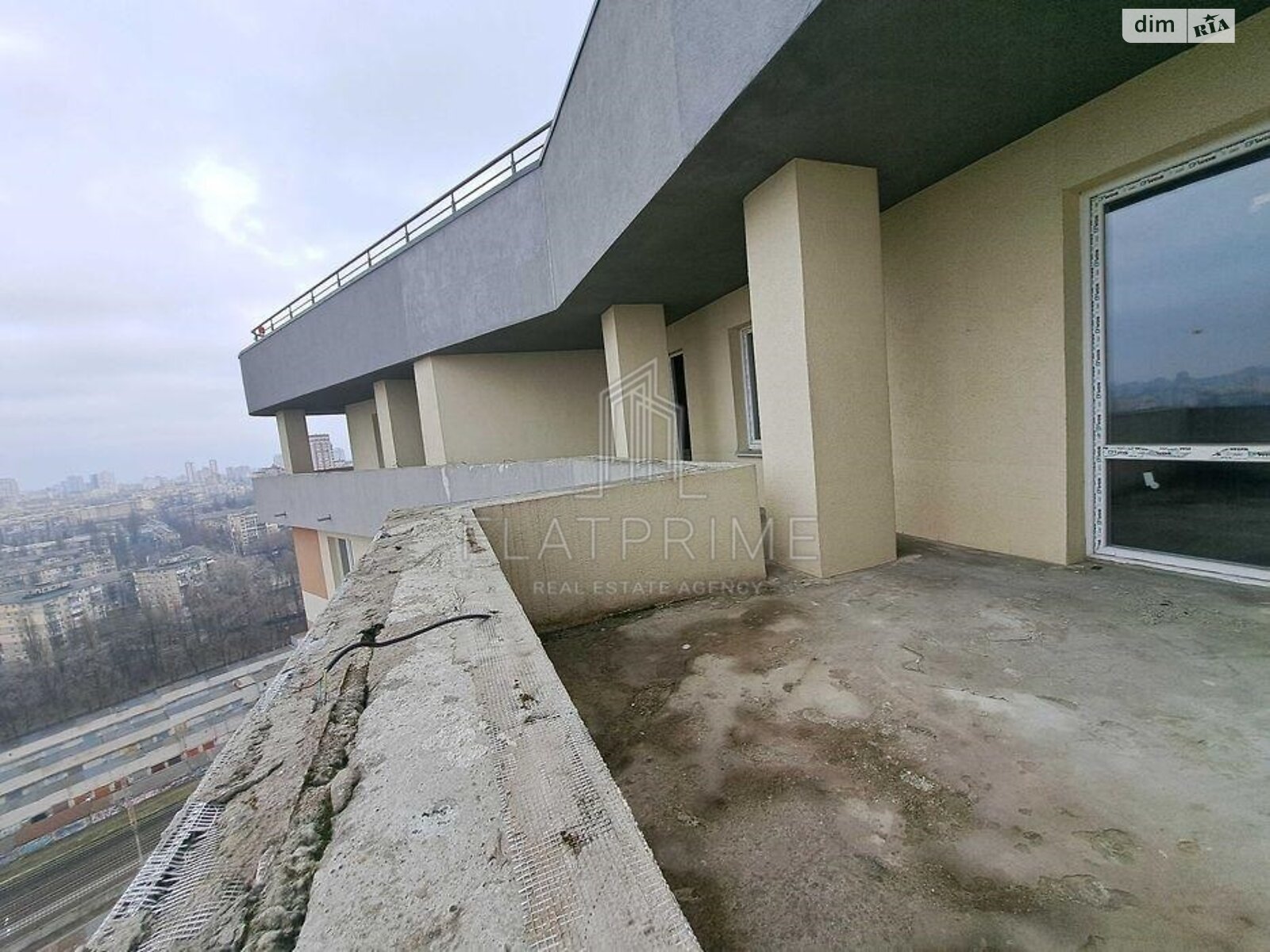 Продаж трикімнатної квартири в Києві, на вул. Новопольова 2 корпус 1, район Караваєві Дачі фото 1 Продаж трикімнатної квартири в Києві, на вул. Новопольова 2 корпус 1, район Караваєві Дачі фото 1