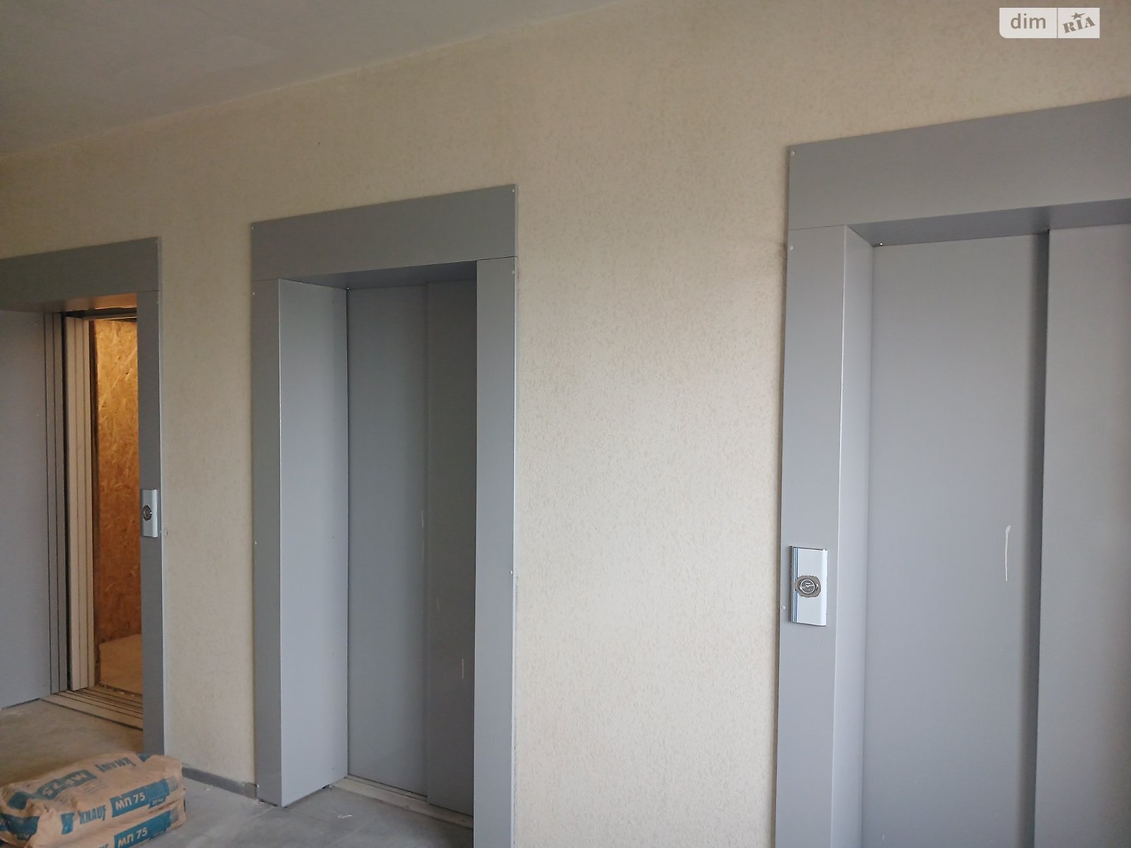 Продаж однокімнатної квартири в Києві, на вул. Новопольова 2Б, район Караваєві Дачі фото 1 Продаж однокімнатної квартири в Києві, на вул. Новопольова 2Б, район Караваєві Дачі фото 1
