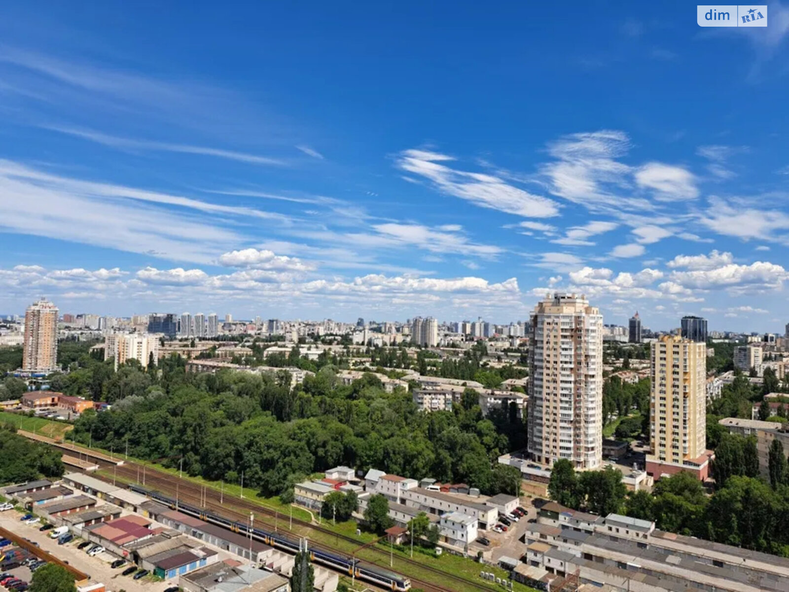 Продаж трикімнатної квартири в Києві, на вул. Новопольова 2 корпус 1, район Караваєві Дачі фото 1