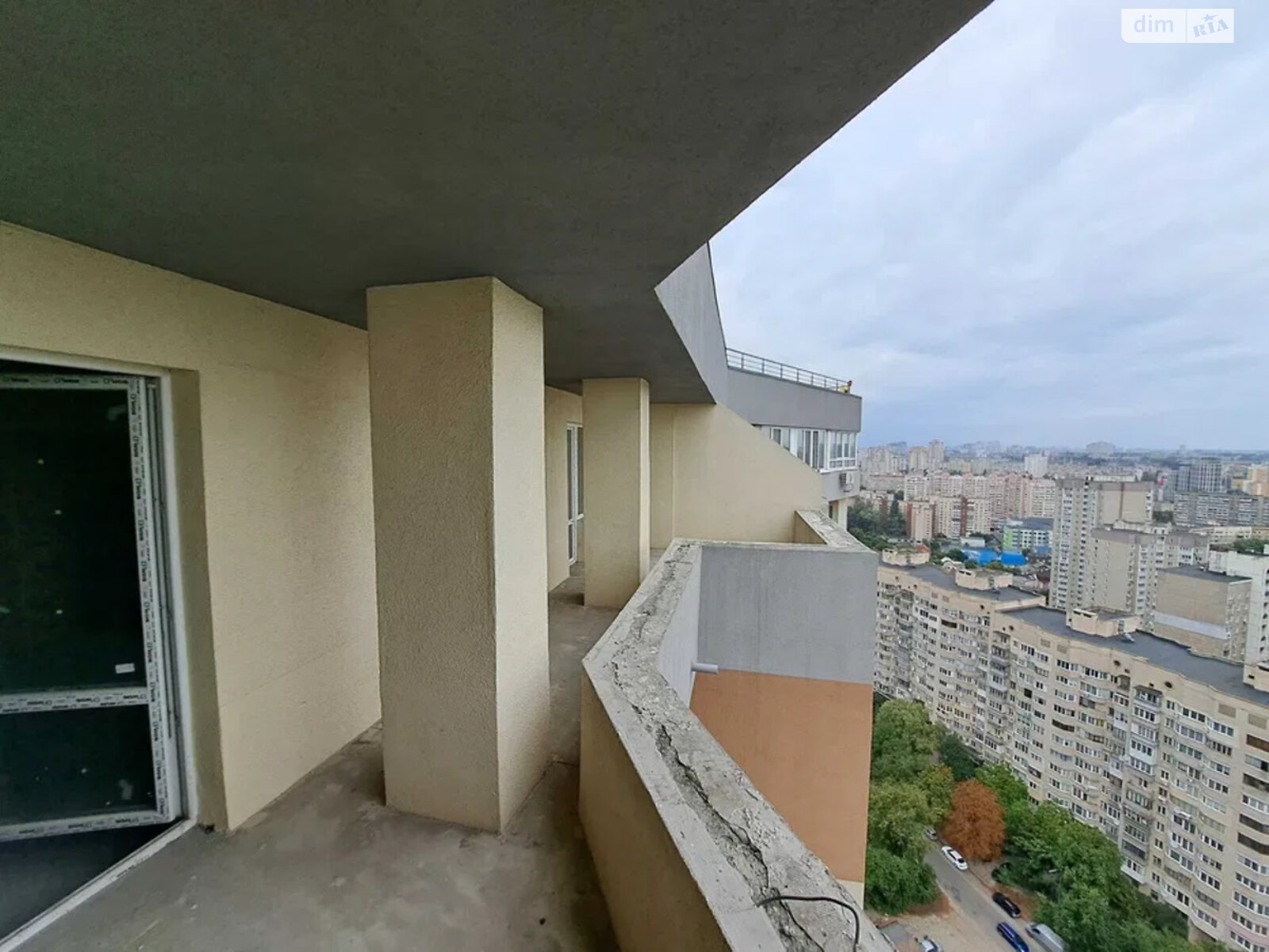 Продаж трикімнатної квартири в Києві, на вул. Новопольова 2 корпус 1, район Караваєві Дачі фото 1