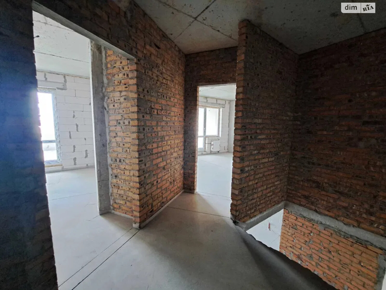 Продаж трикімнатної квартири в Києві, на вул. Новопольова 2 корпус 1, район Караваєві Дачі фото 1