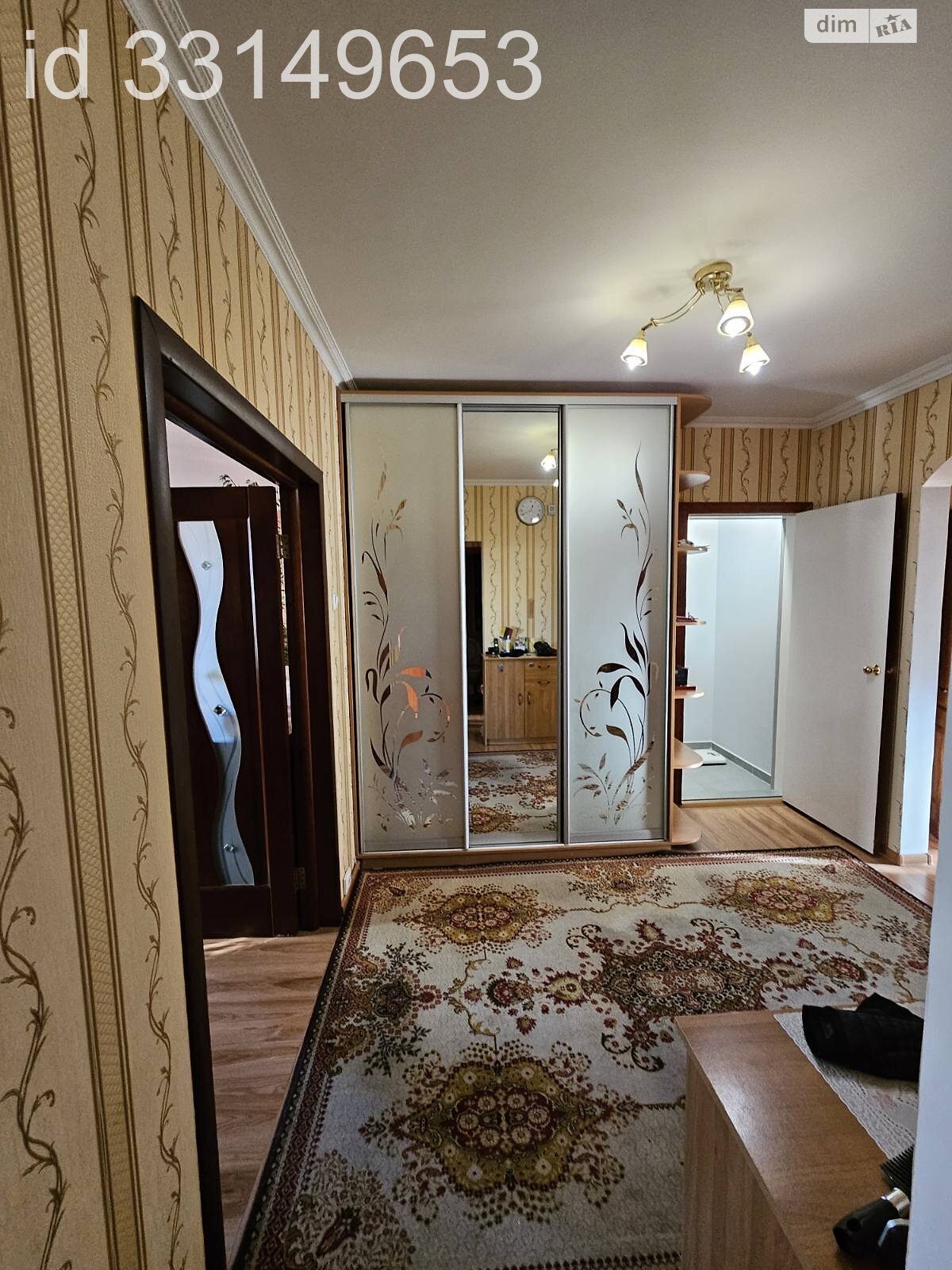 Продаж трикімнатної квартири в Києві, на вул. Тетянинська 7, район Караваєві Дачі фото 1 Продаж трикімнатної квартири в Києві, на вул. Тетянинська 7, район Караваєві Дачі фото 1