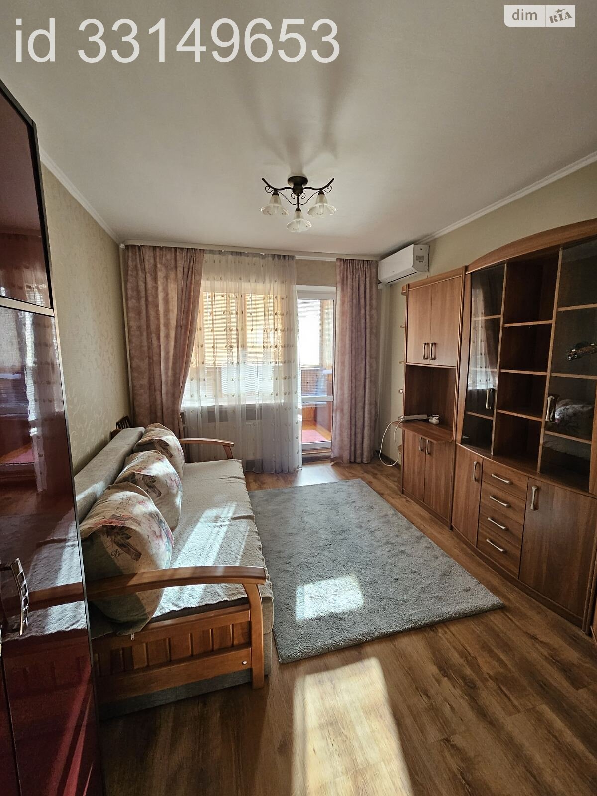 Продаж трикімнатної квартири в Києві, на вул. Тетянинська 7, район Караваєві Дачі фото 1 Продаж трикімнатної квартири в Києві, на вул. Тетянинська 7, район Караваєві Дачі фото 1