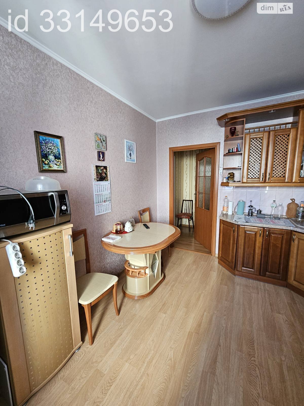 Продаж трикімнатної квартири в Києві, на вул. Тетянинська 7, район Караваєві Дачі фото 1 Продаж трикімнатної квартири в Києві, на вул. Тетянинська 7, район Караваєві Дачі фото 1