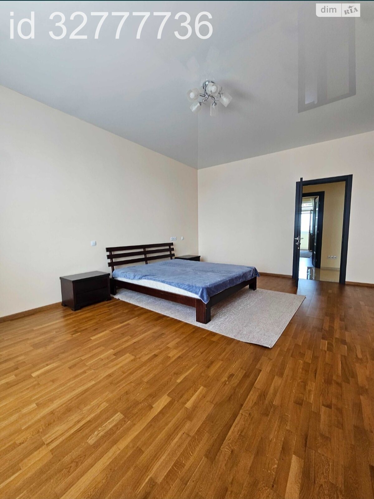 Продажа трехкомнатной квартиры в Киеве, на ул. Кирилло-Мефодиевская 2, фото 1 Продажа трехкомнатной квартиры в Киеве, на ул. Кирилло-Мефодиевская 2, фото 1