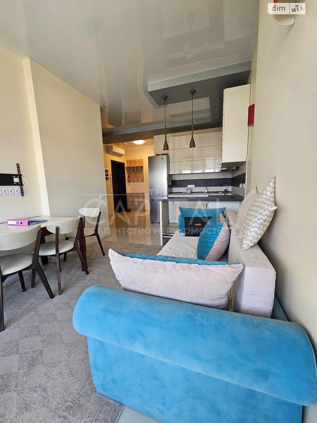 Продажа трехкомнатной квартиры в Киеве, на ул. Кирилло-Мефодиевская 2, фото 1