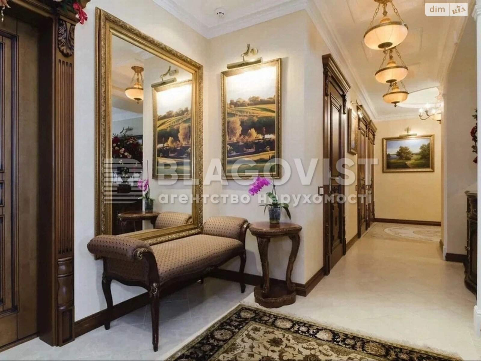 Продажа четырехкомнатной квартиры в Киеве, на спуск Кловский 5, фото 1 Продажа четырехкомнатной квартиры в Киеве, на спуск Кловский 5, фото 1