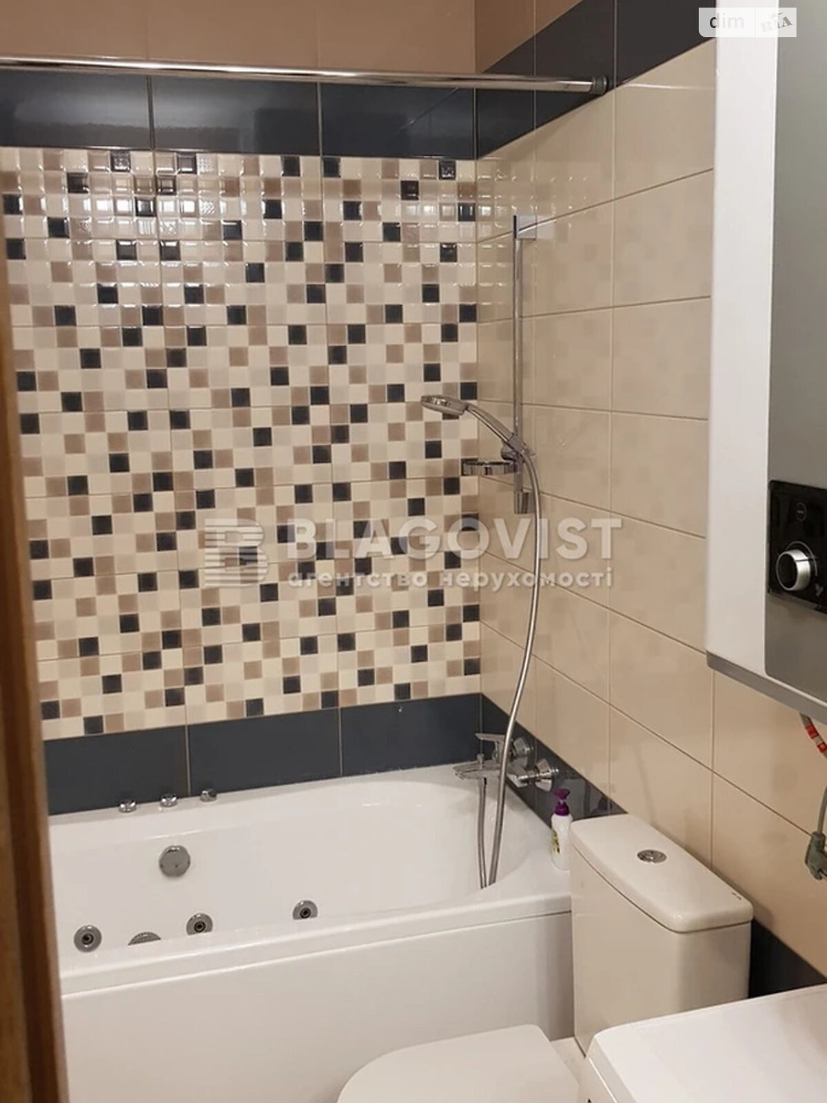 Продаж однокімнатної квартири в Києві, на вул. Князя Романа Мстиславича 28, фото 1