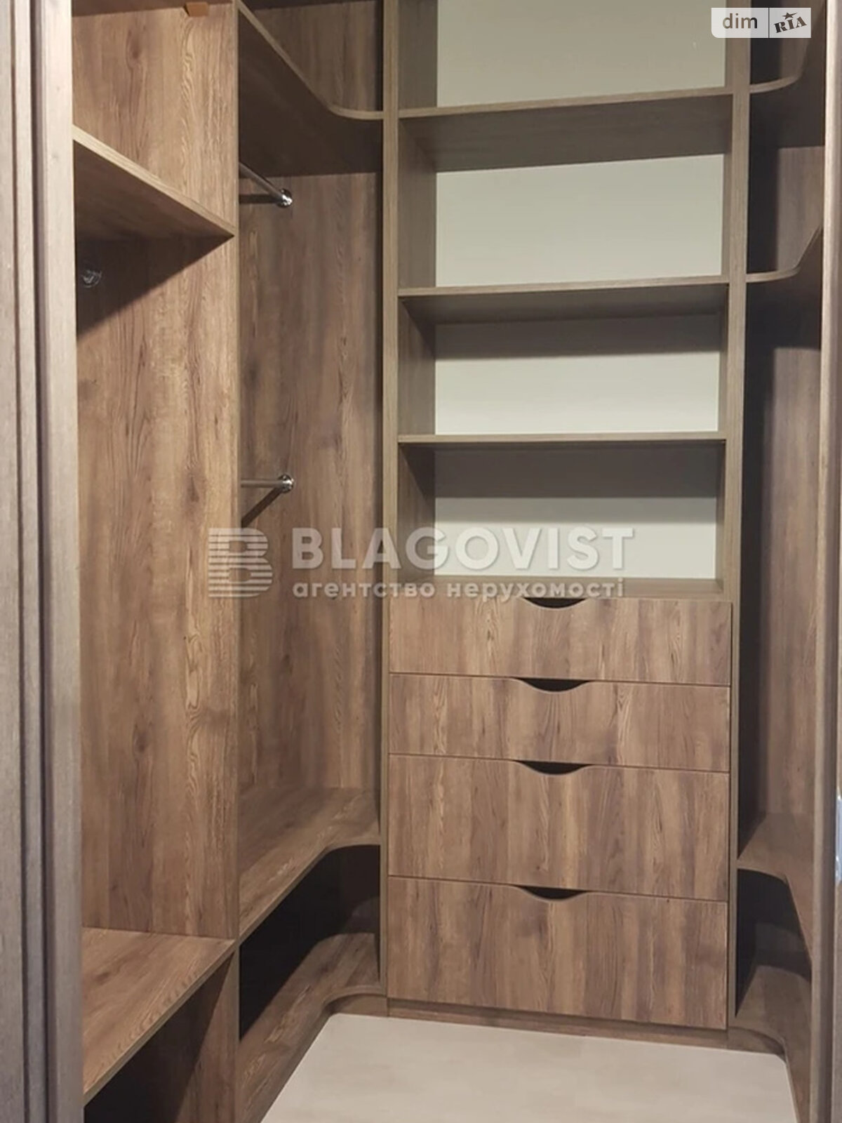 Продаж однокімнатної квартири в Києві, на вул. Князя Романа Мстиславича 28, фото 1