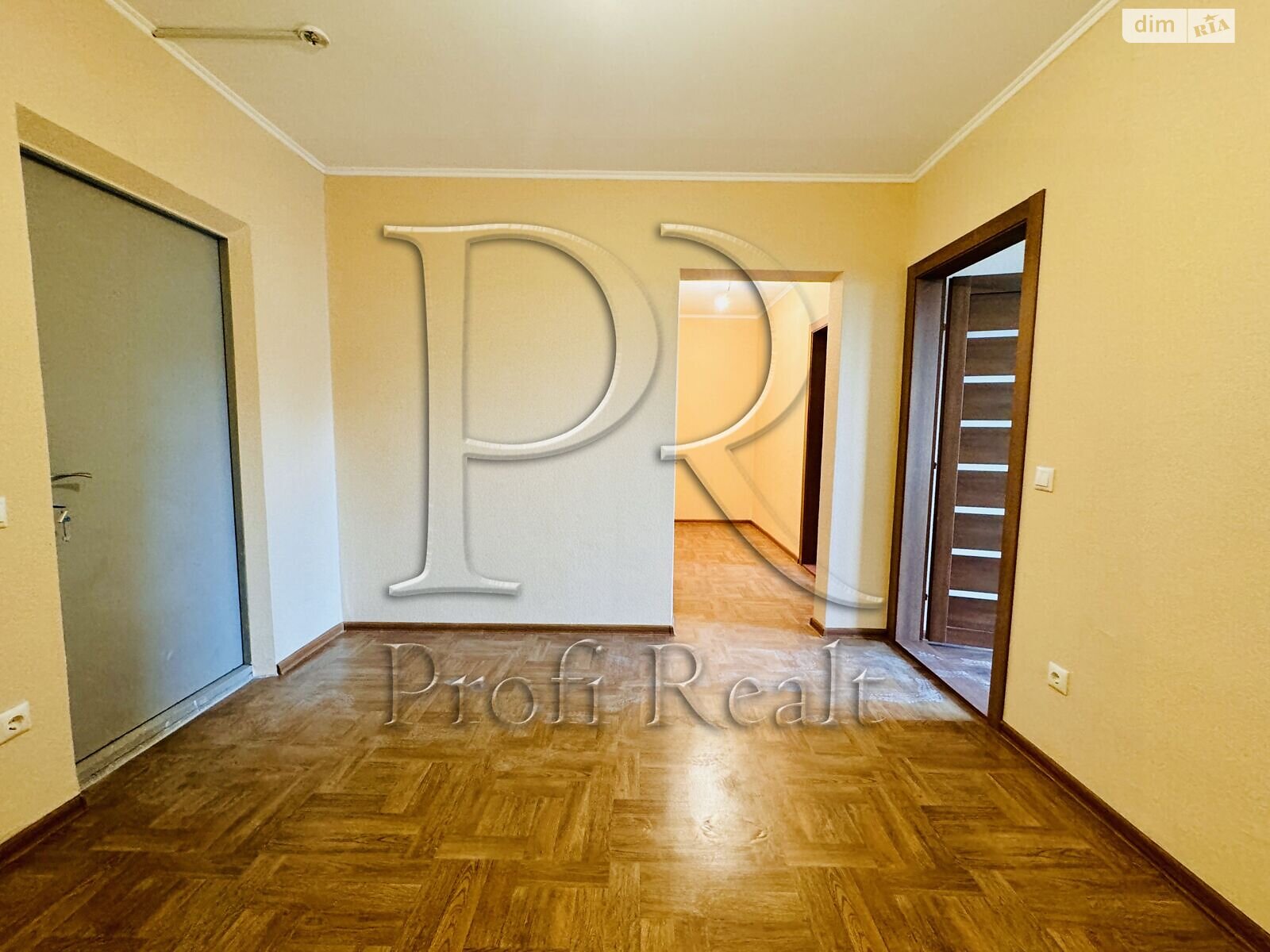 Продажа трехкомнатной квартиры в Киеве, на ул. Коноплянская 22Б, фото 1 Продажа трехкомнатной квартиры в Киеве, на ул. Коноплянская 22Б, фото 1
