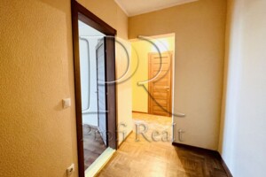 Продажа трехкомнатной квартиры в Киеве, на ул. Коноплянская 22Б, фото 2