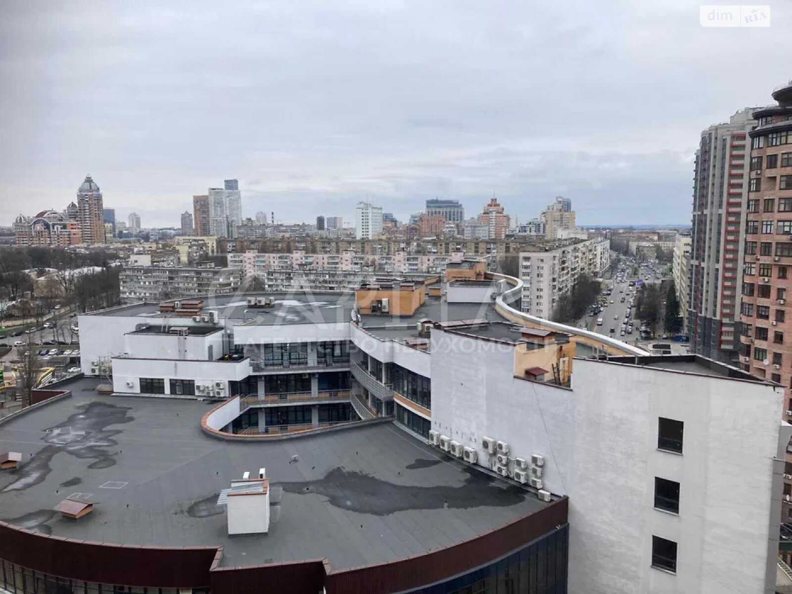 Продажа двухкомнатной квартиры в Киеве, на ул. Коновальца Евгения 36В, фото 1 Продажа двухкомнатной квартиры в Киеве, на ул. Коновальца Евгения 36В, фото 1