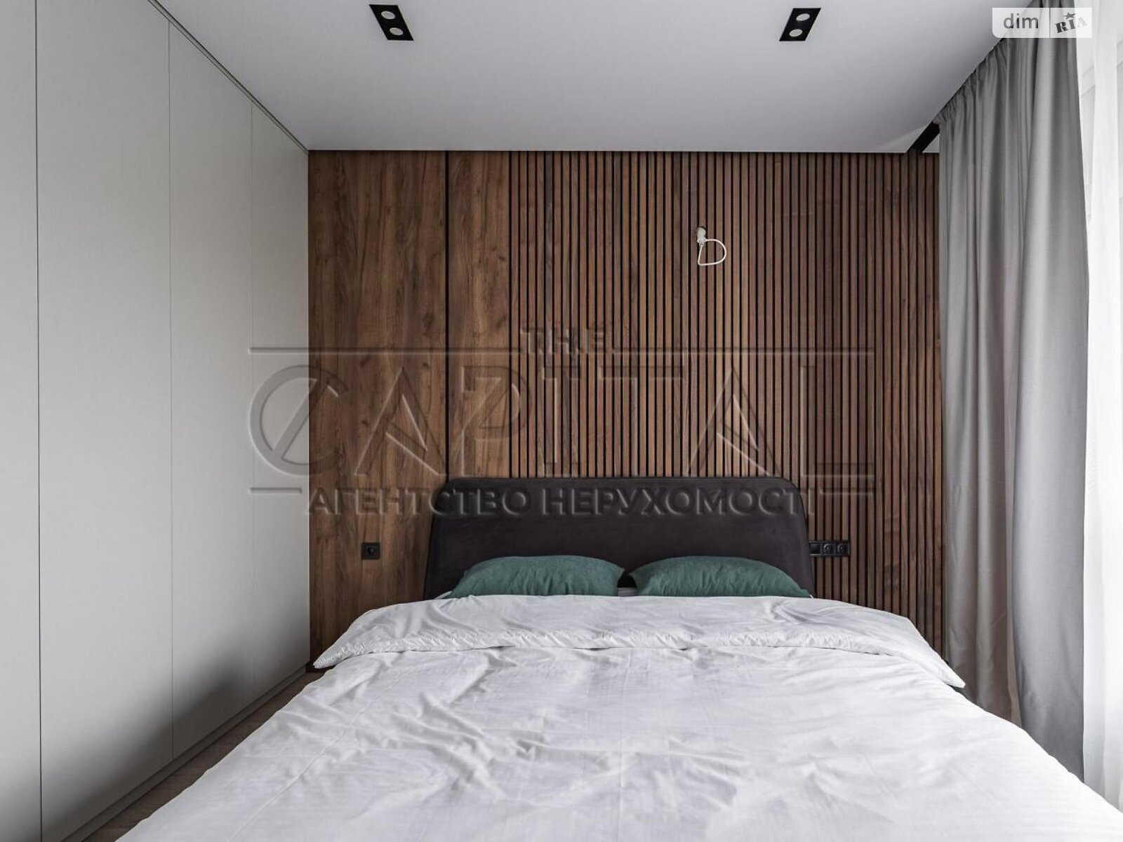 Продажа трехкомнатной квартиры в Киеве, на шоссе Столичное, район Корчеватое фото 1 Продажа трехкомнатной квартиры в Киеве, на шоссе Столичное, район Корчеватое фото 1