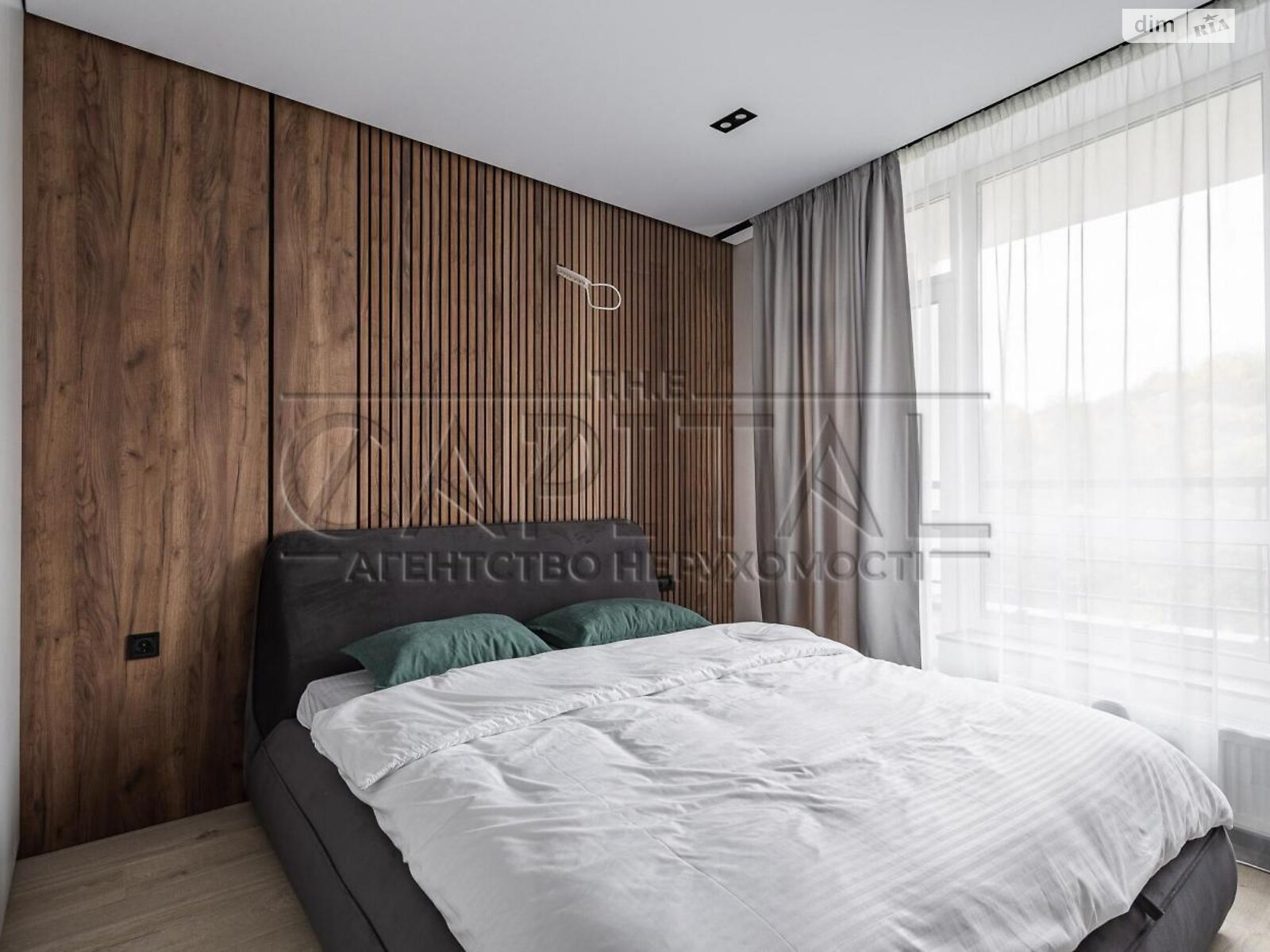 Продажа трехкомнатной квартиры в Киеве, на шоссе Столичное, район Корчеватое фото 1 Продажа трехкомнатной квартиры в Киеве, на шоссе Столичное, район Корчеватое фото 1