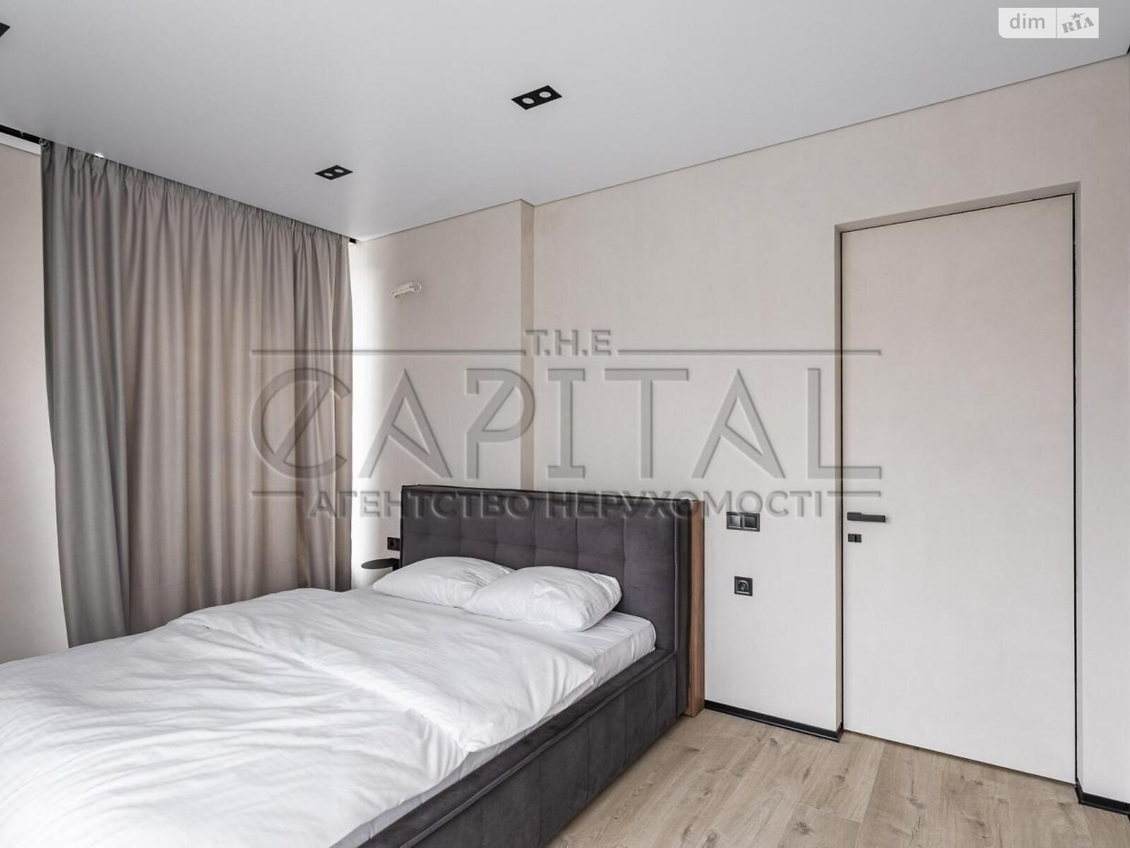 Продажа трехкомнатной квартиры в Киеве, на шоссе Столичное, район Корчеватое фото 1 Продажа трехкомнатной квартиры в Киеве, на шоссе Столичное, район Корчеватое фото 1