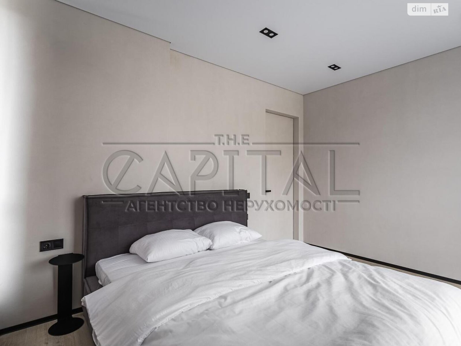 Продажа трехкомнатной квартиры в Киеве, на шоссе Столичное, район Корчеватое фото 1 Продажа трехкомнатной квартиры в Киеве, на шоссе Столичное, район Корчеватое фото 1