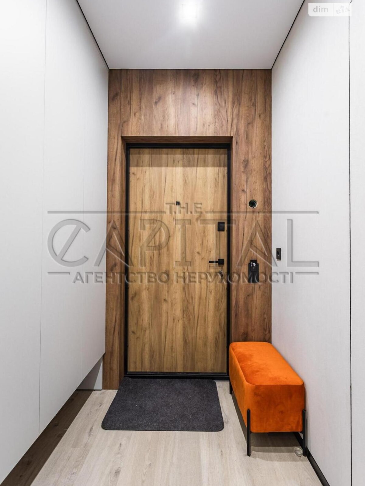 Продажа трехкомнатной квартиры в Киеве, на шоссе Столичное, район Корчеватое фото 1 Продажа трехкомнатной квартиры в Киеве, на шоссе Столичное, район Корчеватое фото 1