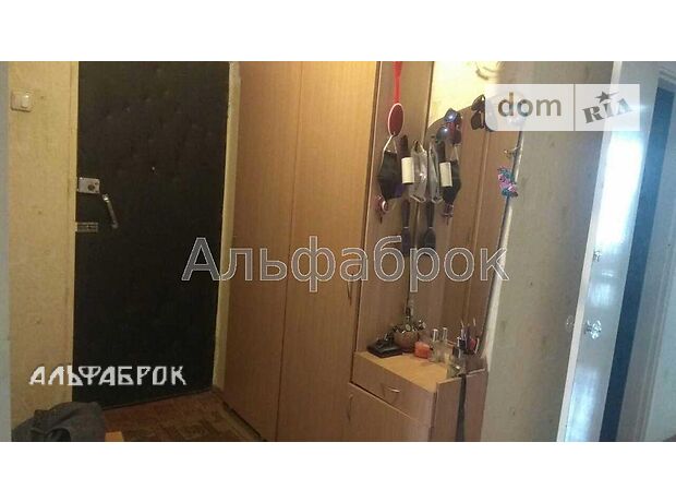 Продажа трехкомнатной квартиры в Киеве, на ул. Пономарева 2А, район Коцюбинское фото 1 Продажа трехкомнатной квартиры в Киеве, на ул. Пономарева 2А, район Коцюбинское фото 1