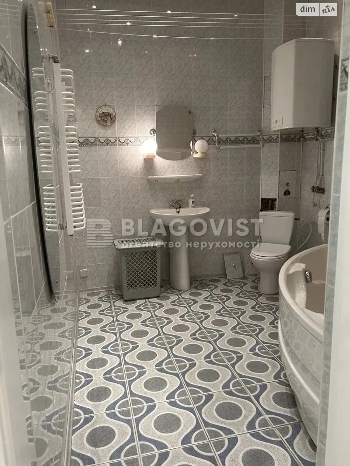 Продажа трехкомнатной квартиры в Киеве, на пер. Бехтеревский 13А, район Кудрявец фото 1 Продажа трехкомнатной квартиры в Киеве, на пер. Бехтеревский 13А, район Кудрявец фото 1