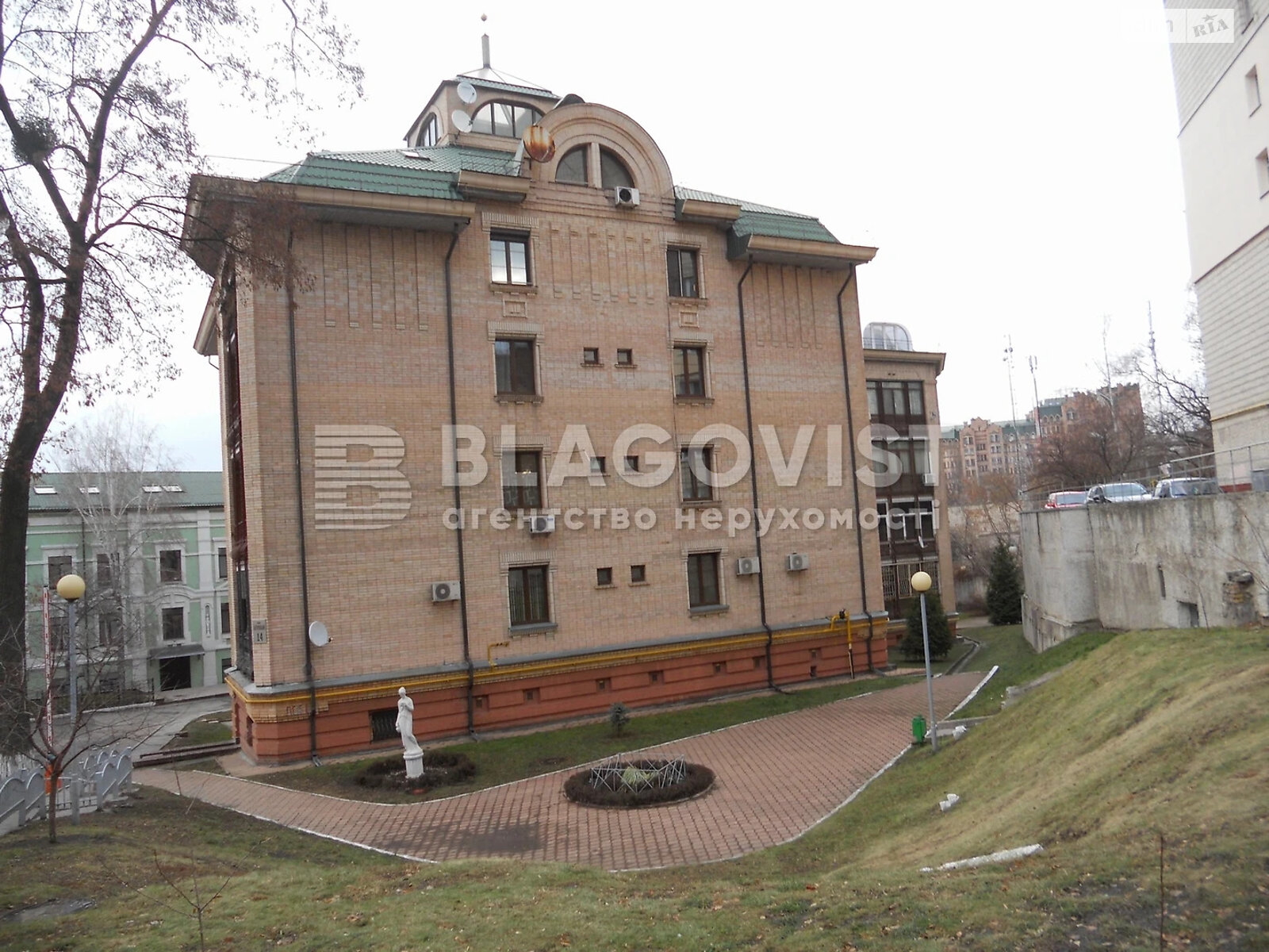 Продаж трикімнатної квартири в Києві, на пров. Бехтерєвський 14, район Кудрявець фото 1 Продаж трикімнатної квартири в Києві, на пров. Бехтерєвський 14, район Кудрявець фото 1