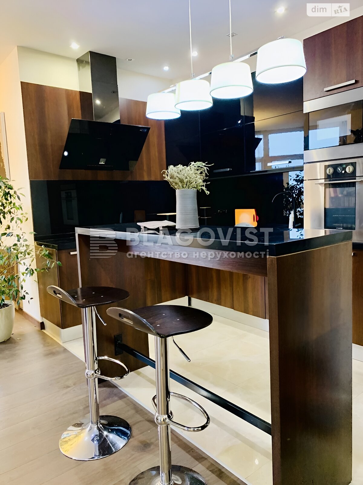 Продажа трехкомнатной квартиры в Киеве, на ул. Глубочицкая 32А, район Кудрявец фото 1 Продажа трехкомнатной квартиры в Киеве, на ул. Глубочицкая 32А, район Кудрявец фото 1