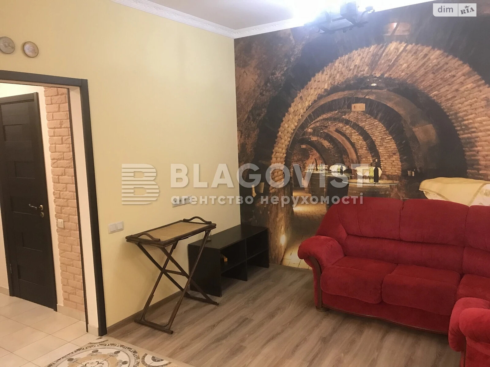 Продажа трехкомнатной квартиры в Киеве, на ул. Глубочицкая 32А, район Кудрявец фото 1 Продажа трехкомнатной квартиры в Киеве, на ул. Глубочицкая 32А, район Кудрявец фото 1