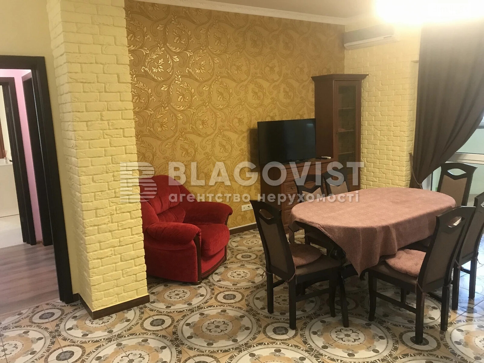 Продажа трехкомнатной квартиры в Киеве, на ул. Глубочицкая 32А, район Кудрявец фото 1 Продажа трехкомнатной квартиры в Киеве, на ул. Глубочицкая 32А, район Кудрявец фото 1