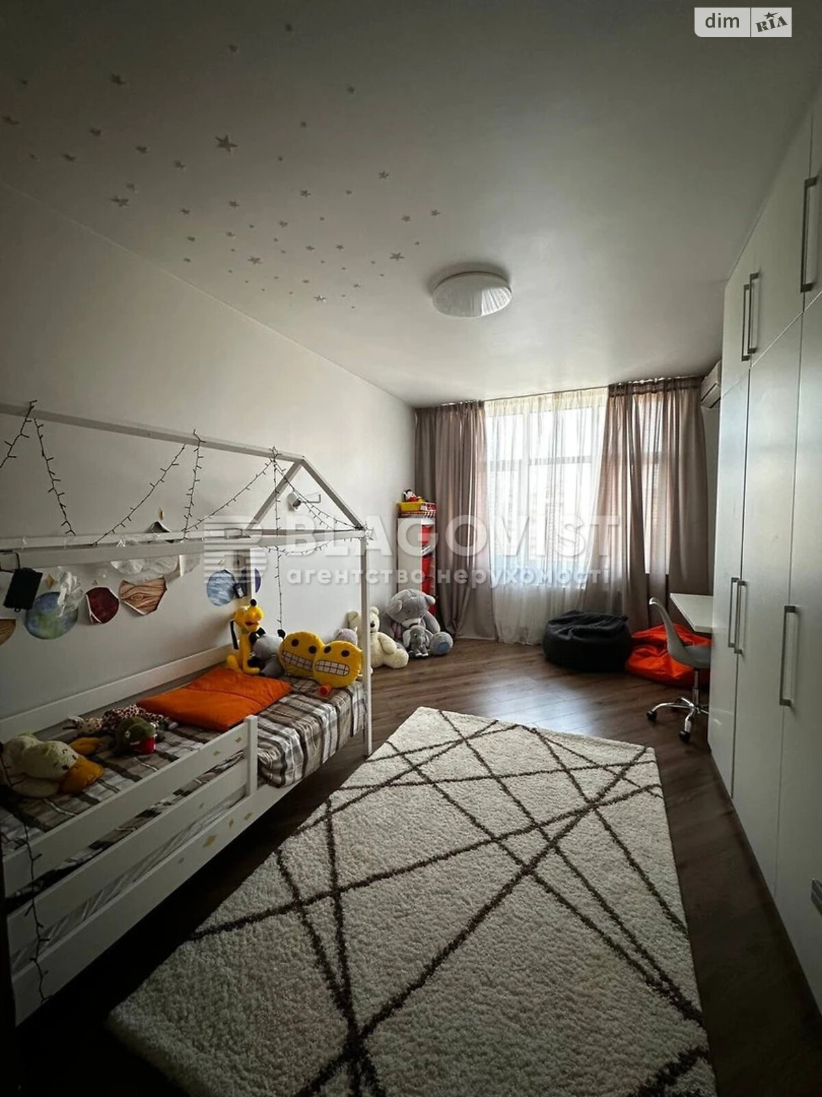 Продаж чотирикімнатної квартири в Києві, на вул. Глибочицька 32Б, район Кудрявець фото 1 Продаж чотирикімнатної квартири в Києві, на вул. Глибочицька 32Б, район Кудрявець фото 1