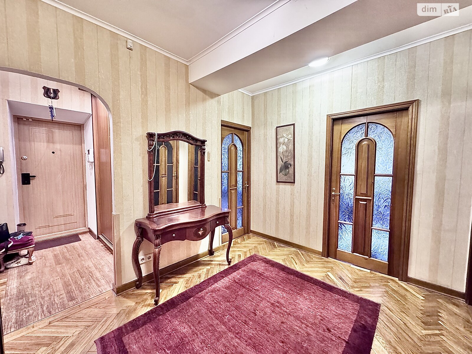 Продаж чотирикімнатної квартири в Києві, на вул. Гоголівська 36-40, район Кудрявець фото 1 Продаж чотирикімнатної квартири в Києві, на вул. Гоголівська 36-40, район Кудрявець фото 1