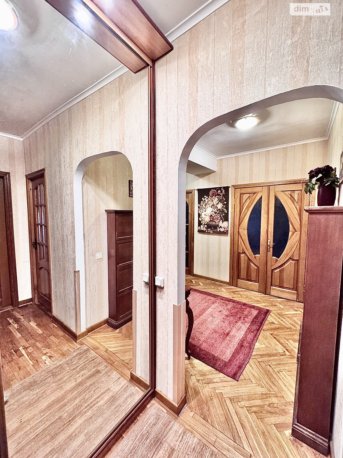 Продаж чотирикімнатної квартири в Києві, на вул. Гоголівська 36-40, район Кудрявець фото 1 Продаж чотирикімнатної квартири в Києві, на вул. Гоголівська 36-40, район Кудрявець фото 1