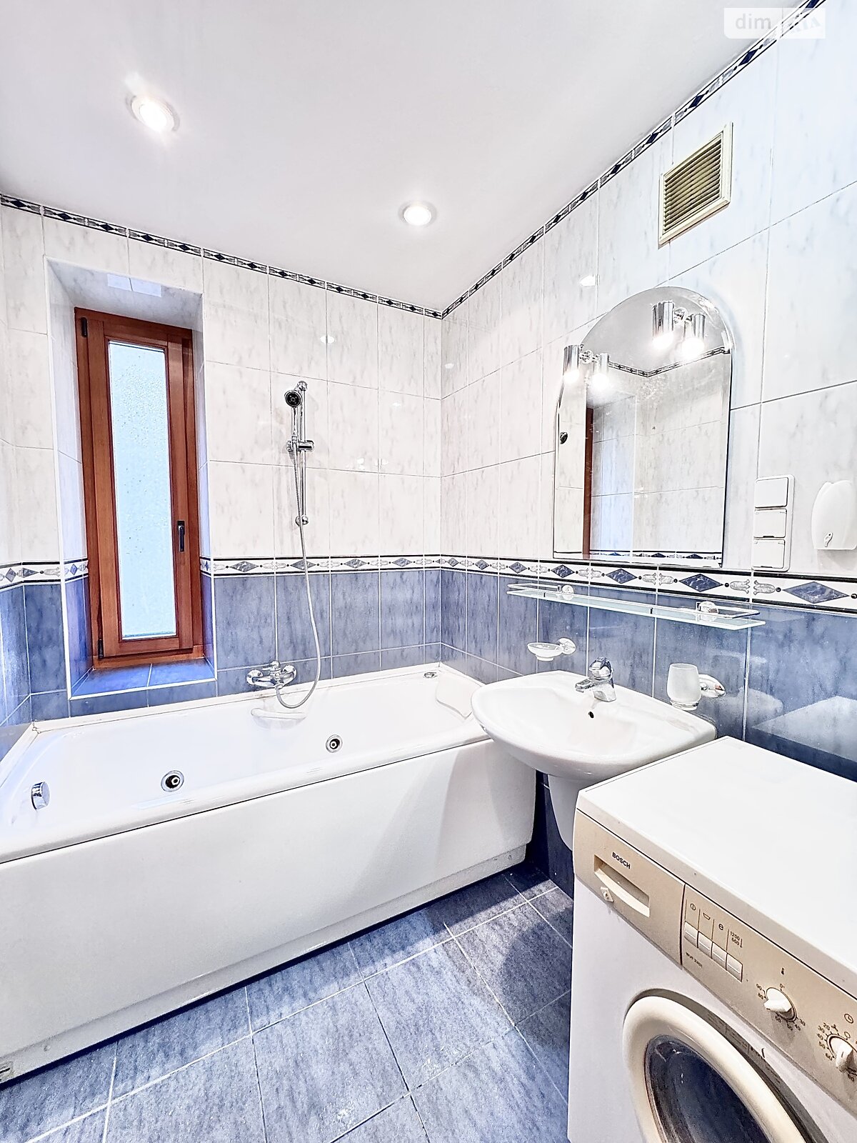 Продаж чотирикімнатної квартири в Києві, на вул. Гоголівська 36-40, район Кудрявець фото 1 Продаж чотирикімнатної квартири в Києві, на вул. Гоголівська 36-40, район Кудрявець фото 1