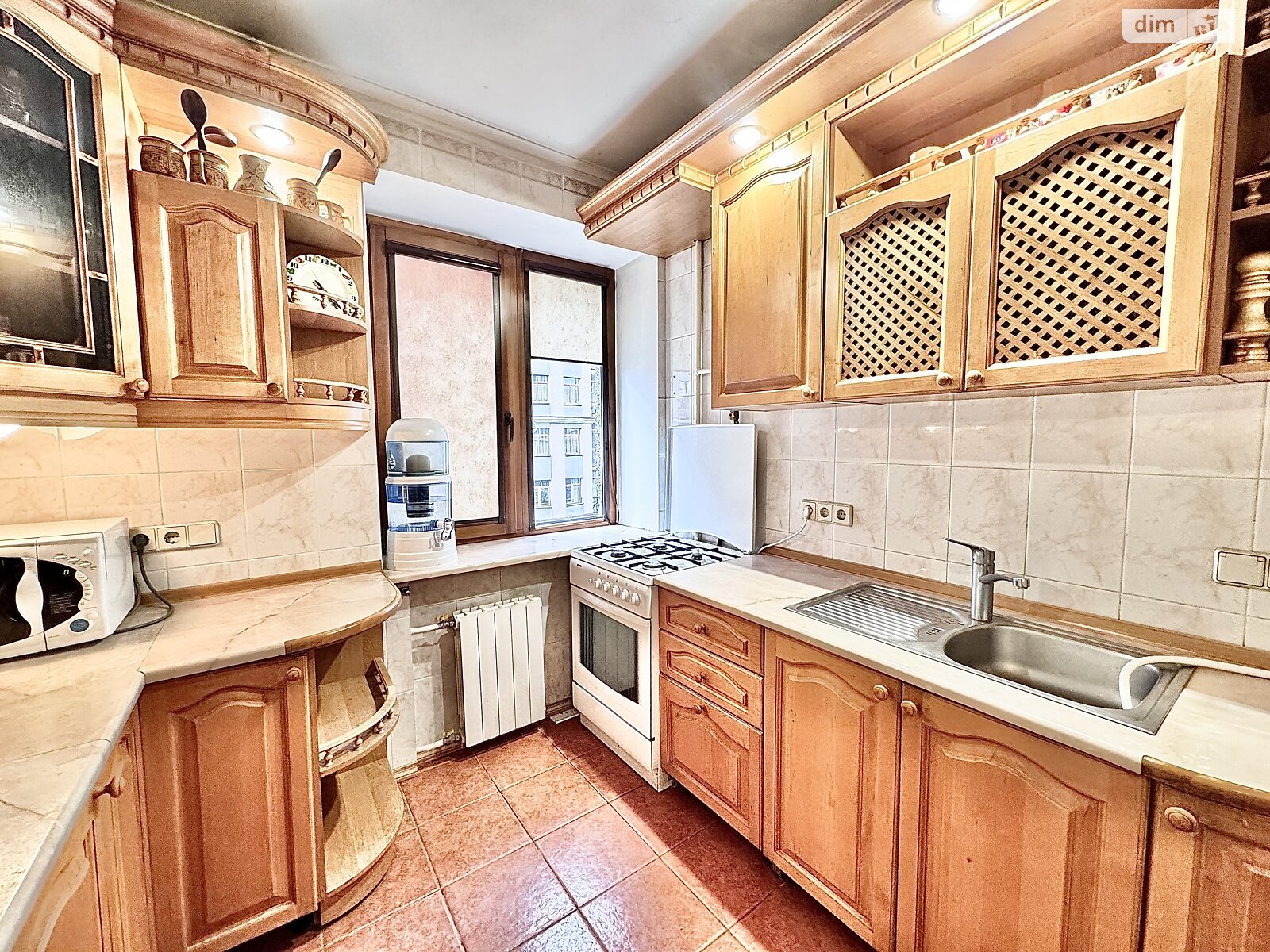 Продаж чотирикімнатної квартири в Києві, на вул. Гоголівська 36-40, район Кудрявець фото 1 Продаж чотирикімнатної квартири в Києві, на вул. Гоголівська 36-40, район Кудрявець фото 1