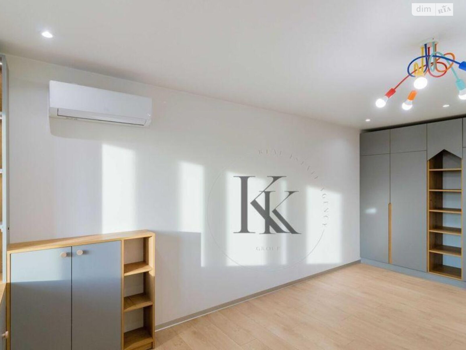 Продажа трехкомнатной квартиры в Киеве, на ул. Николая Пимоненко 5, район Кудрявец фото 1 Продажа трехкомнатной квартиры в Киеве, на ул. Николая Пимоненко 5, район Кудрявец фото 1