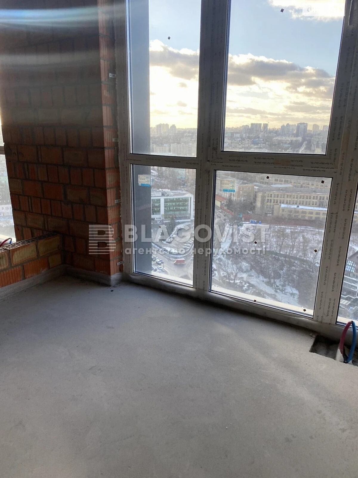 Продажа трехкомнатной квартиры в Киеве, на ул. Николая Пимоненко 21, район Кудрявец фото 1 Продажа трехкомнатной квартиры в Киеве, на ул. Николая Пимоненко 21, район Кудрявец фото 1